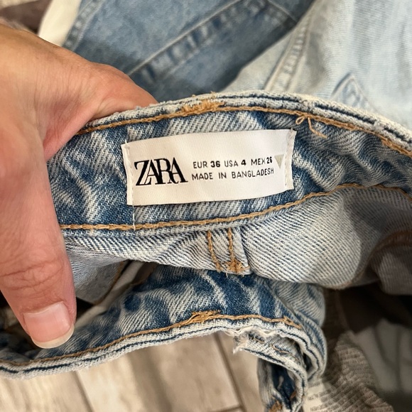 Zara Lightwash High Waisted Jean Shorts Sz 4 - Picture 4 of 5
